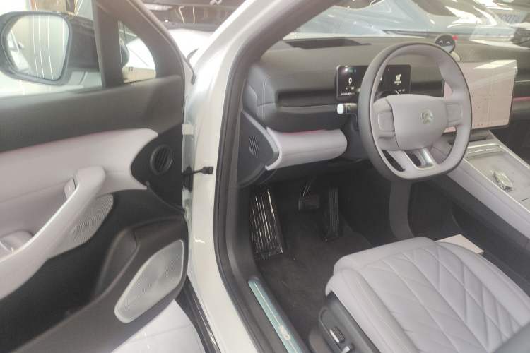 Used Nio EC6 2025 100 kWh