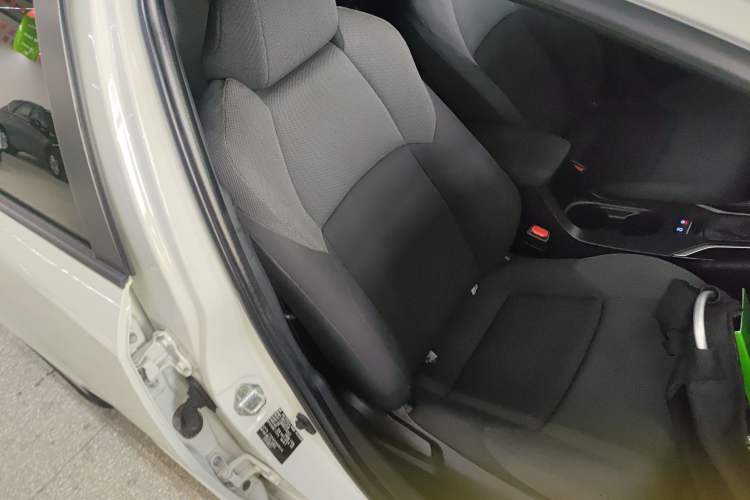 Used Toyota Levin 2019 185T CVT Entry-Level Version China VI Standard
