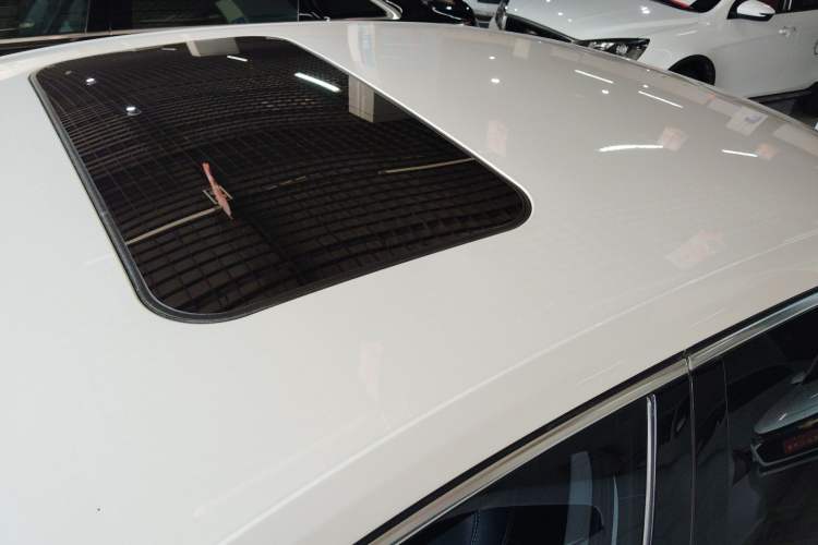 Used Volkswagen Passat 2014 1.8TSI DSG 30th Anniversary Edition
