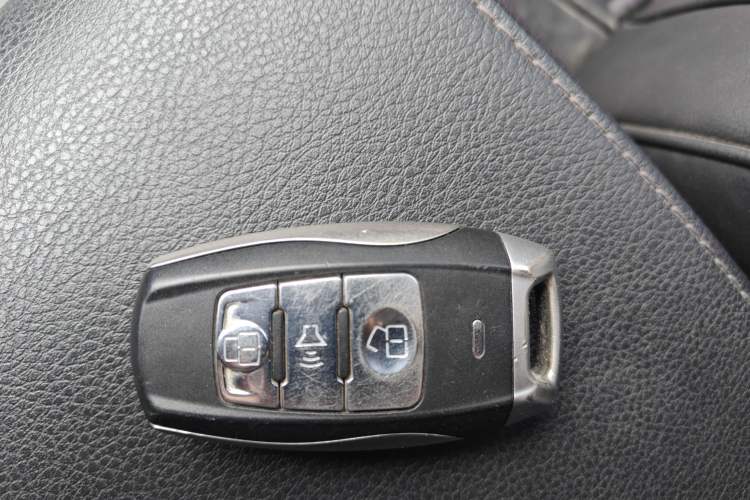 Used Haval H2 2016 Red-Label 1.5T Manual Two-Wheel Drive Luxury Model