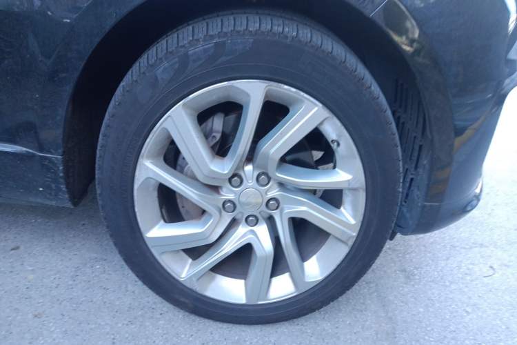 Used Land Rover Range Rover Sport 2019 3.0 L6 HSE DYNAMIC
