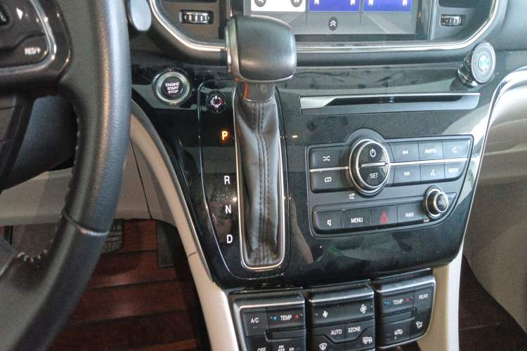 Used GAC Trumpchi M8 2020 390T Deluxe Edition
