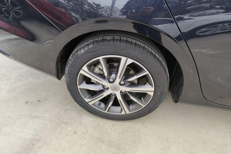 Used Geely Auto Emgrand 2022 4th Generation 1.5L CVT Flagship Model
