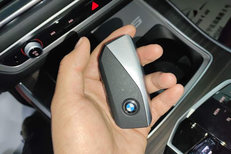 Used BMW X5 2023 xDrive 40Li M Sport Night Edition Package
