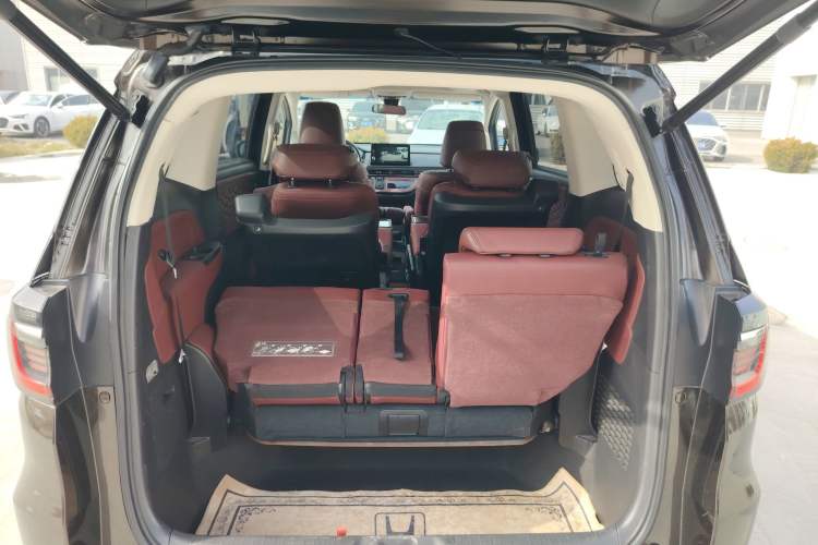 Used Honda Elysion 2022 2.0L eHEV Prestige Edition
