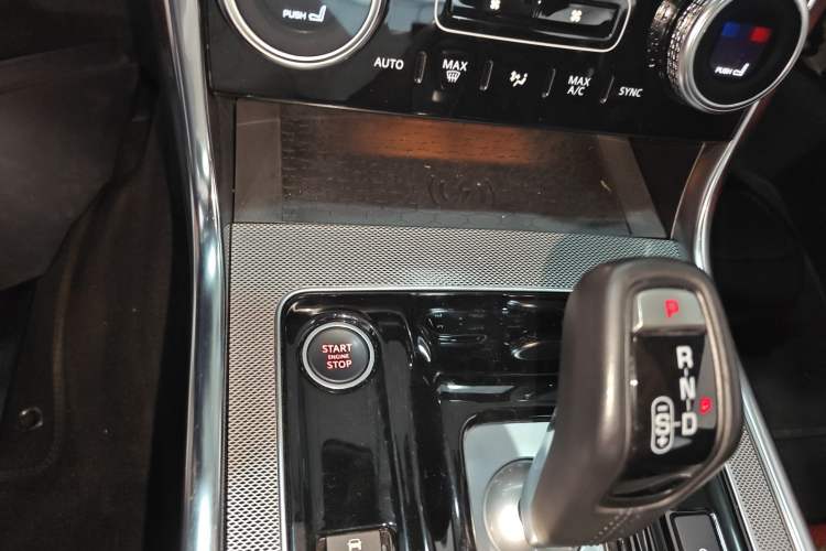 Used Jaguar XEL 2022 2.0T 250 PS R-DYNAMIC S Advanced Sport Edition
