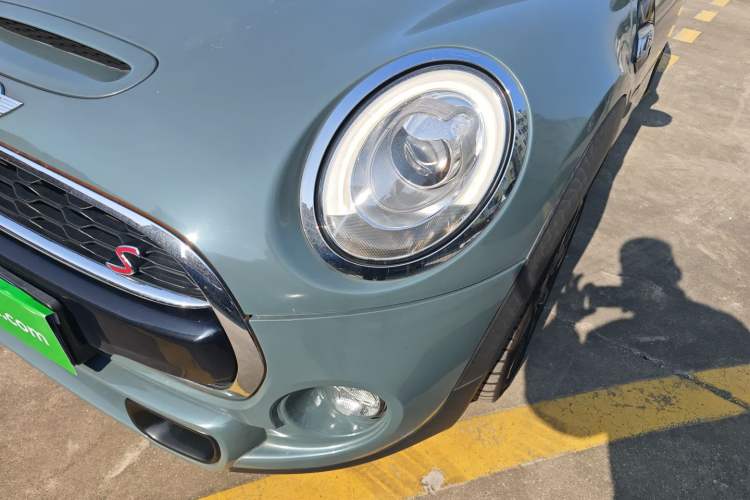 Used  MINI 2016 2.0T COOPER S Five-Door Edition
