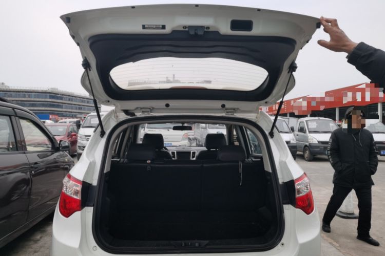 Used Changan CS35 2015 1.6L Automatic Luxury Model China IV Standard