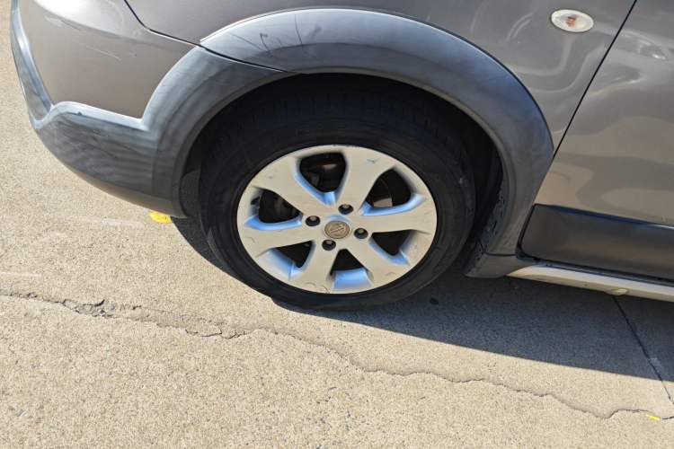 Used Nissan Livina 2015 Jinrui 1.6XV CVT Cool Cafe Edition
