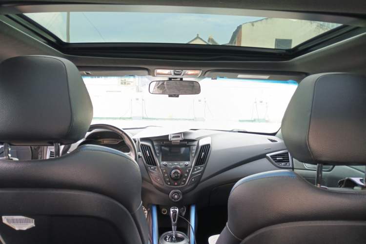 Used Hyundai Veloster 2015 1.6T Automatic Luxury Edition
