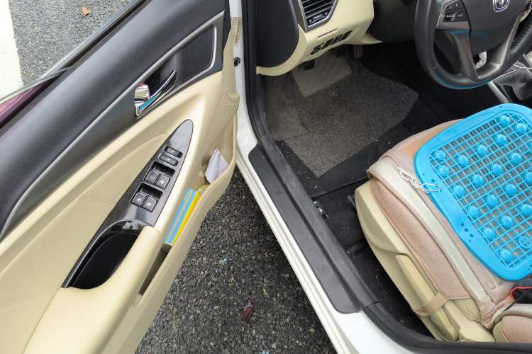 Used Changan Eado 2016 1.6L Manual Fashion Edition