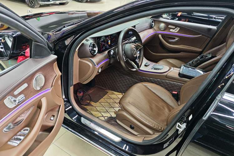 Used Mercedes-Benz E-Class 2022 E 300 L Luxury Model
