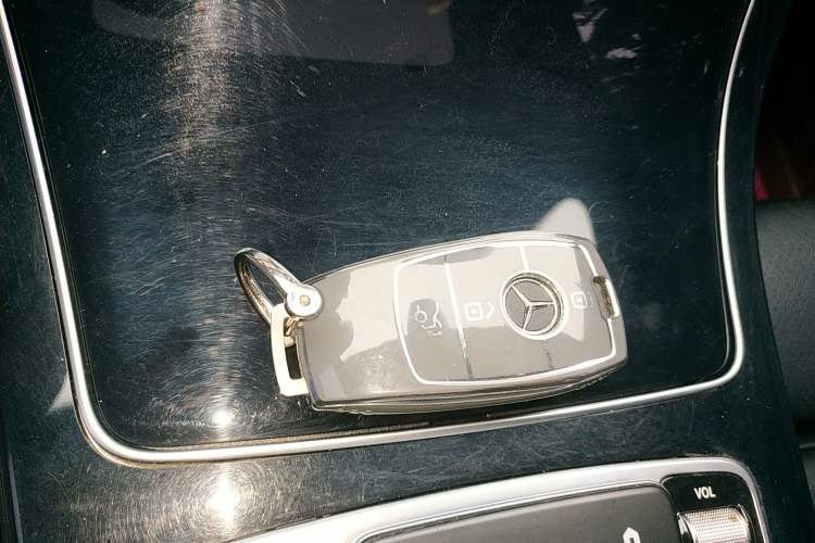 Used Mercedes-Benz GLC 2020 GLC 260 L 4MATIC Dynamic Model
