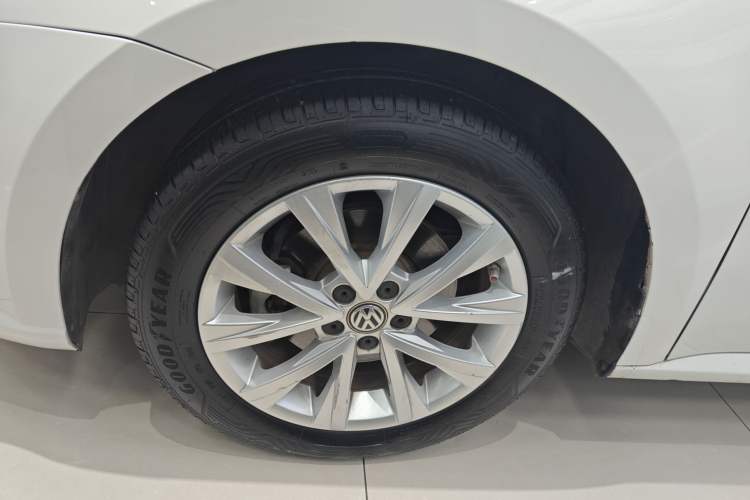 Used Volkswagen Lavida 2017 1.6L Automatic Comfort Edition