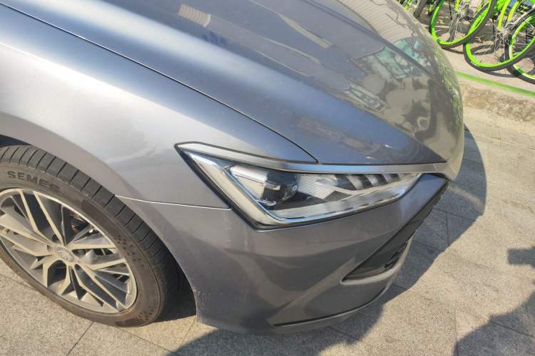 TDK.VehicleDetails.img