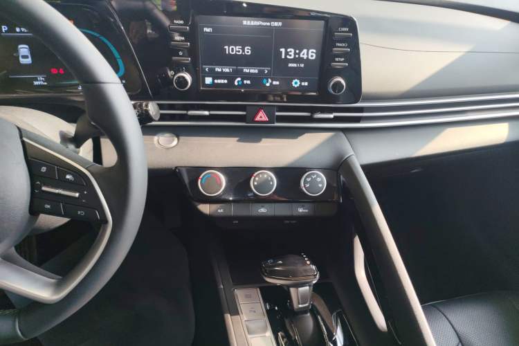 Used Hyundai Elantra 2023 1.5L CVT GLX Elite Edition
