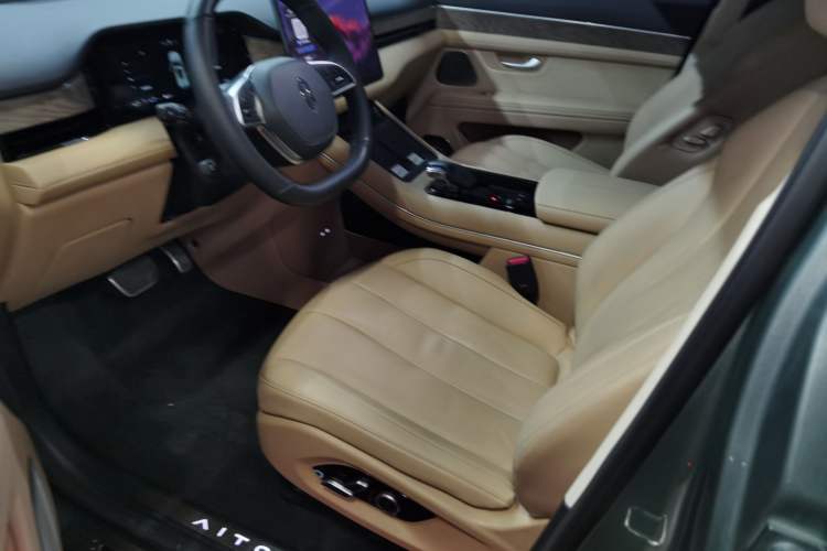 Used Hima AITO M7 2022 1.5T Rear-Drive Comfort Edition
