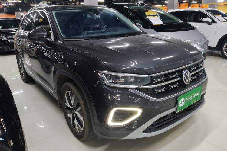 Used Volkswagen Tayron 2023 300TSI Two-Wheel-Drive Luxury Plus Advanced Edition