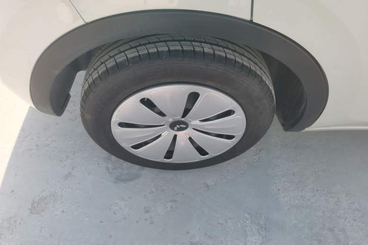 Used Wuling Bingo 2023 203km Light Edition
