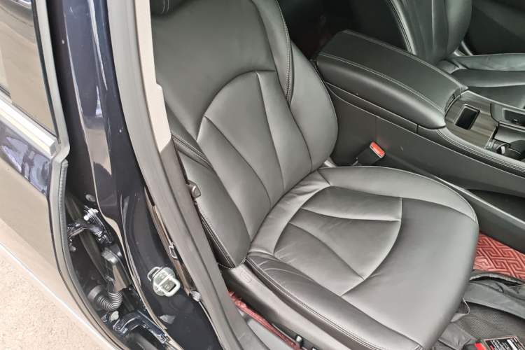 Used Buick LaCrosse 2022 652T Luxury Version
