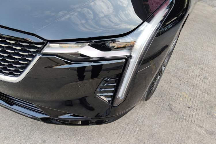 Used Cadillac CT4 2023 28T Luxury Version