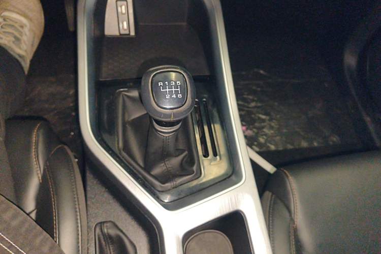 Used Wuling Jiachen 2022 1.5T Manual Light Enjoyment Dynamic Version