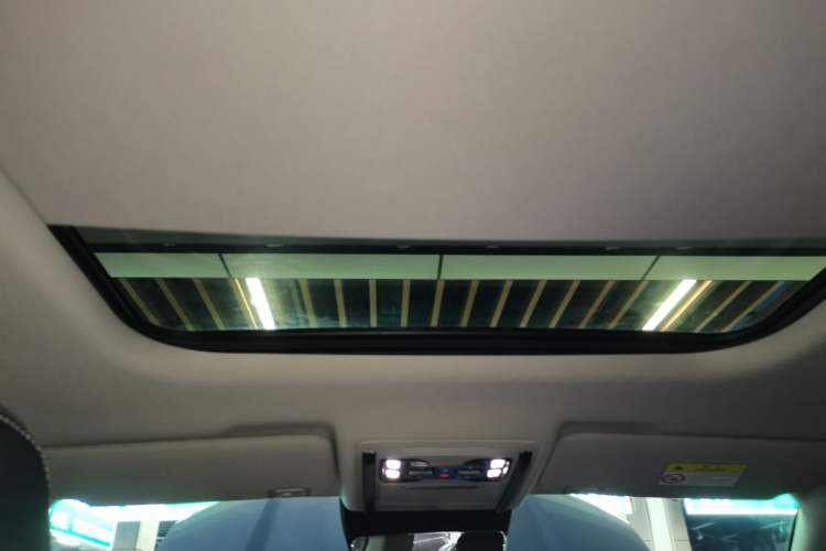 Used Formula Leopard Titanium 3 2025 501 km All-Wheel Drive Intelligent Driving Max Edition
