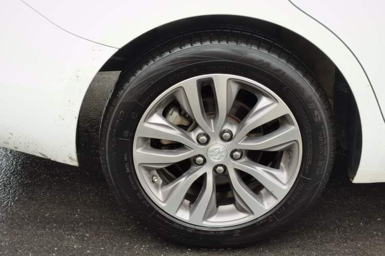 Used Buick GT 2019 18T Automatic Connected Elite Model China V Standard
