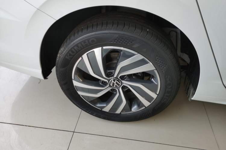 Used Volkswagen Bora 
