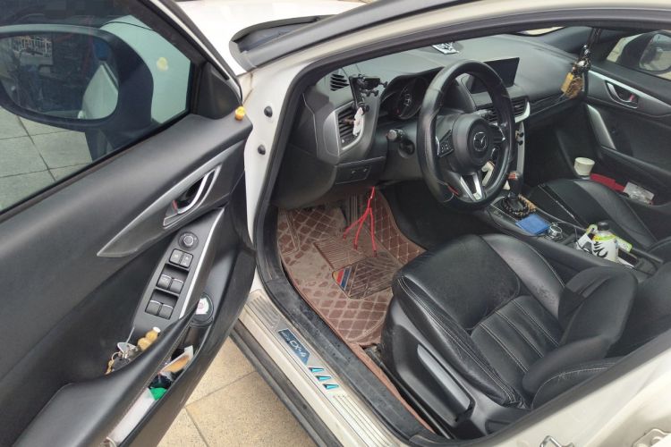 Used Mazda CX-4 2018 2.0L Automatic Two-Wheel Drive Blue Sky Dynamic Version China V Standard