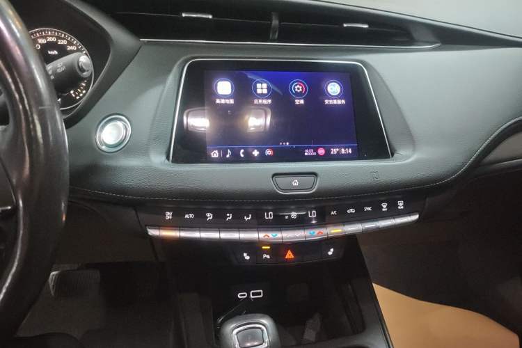 Used Cadillac XT4 2018 28T Two-Wheel-Drive Luxury Model