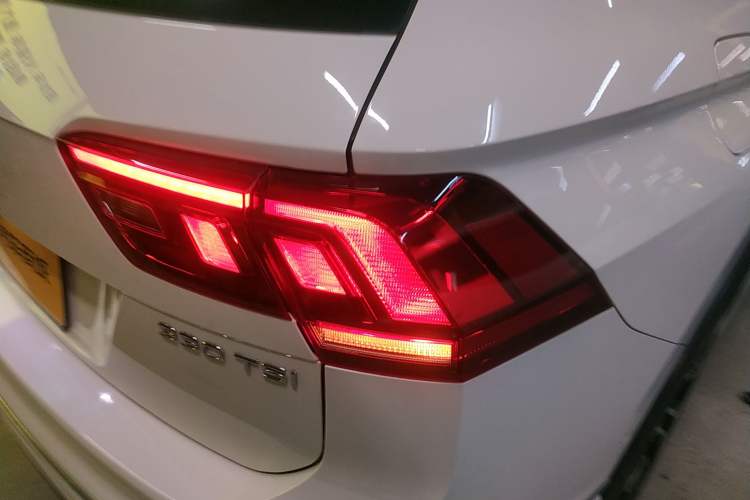 Used Volkswagen Tiguan L 2021 330TSI Automatic Two-Wheel Drive R-Line Enhanced Edition
