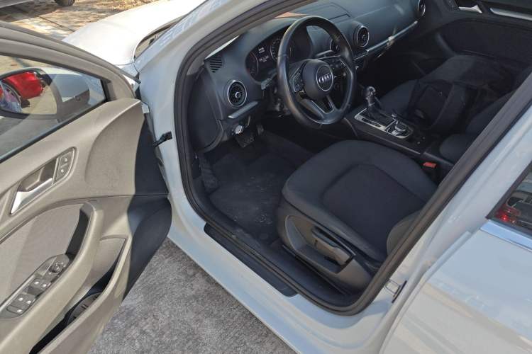 Used Audi A3 2020 Limousine 35 TFSI Ambition China VI
