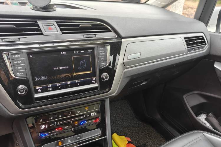 Used Volkswagen Touran 2021 Volkswagen Touran L 280TSI DSG Boundary Edition 7-Seater
