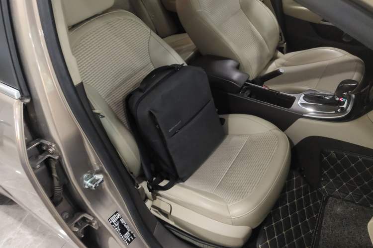 Used Buick Regal 2015 2.0L Leading Fashion Edition
