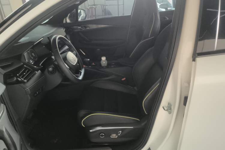 Used Lynk & Co 06 2023 Remix 1.5T Dynamic Halo
