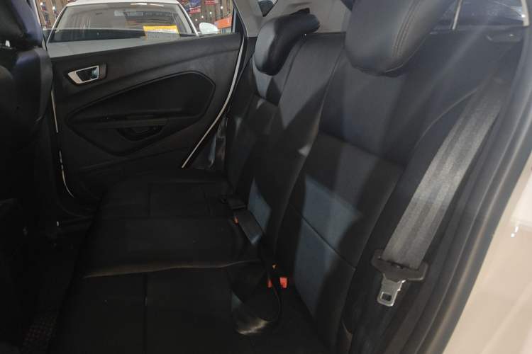 Used Ford Fiesta 2013 Hatchback 1.5L Automatic Fashion Edition