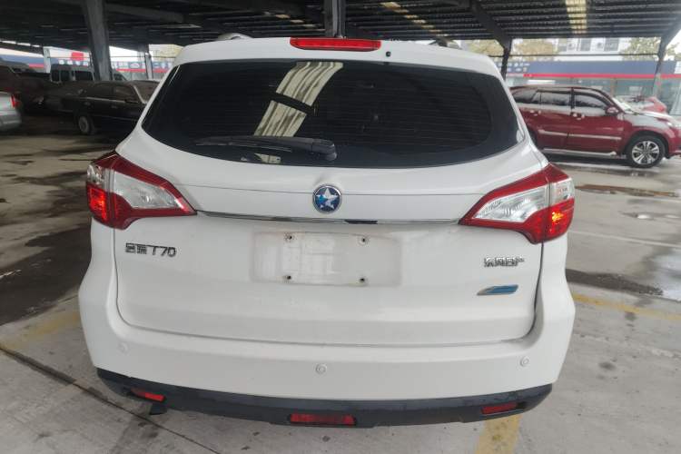 Used Venucia T70 2015 2.0L CVT Smart Choice Edition