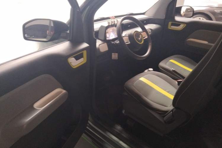 Used Wuling Hongguang MINIEV 2022 GAMEBOY 200km Play Edition with Lithium Iron Phosphate
