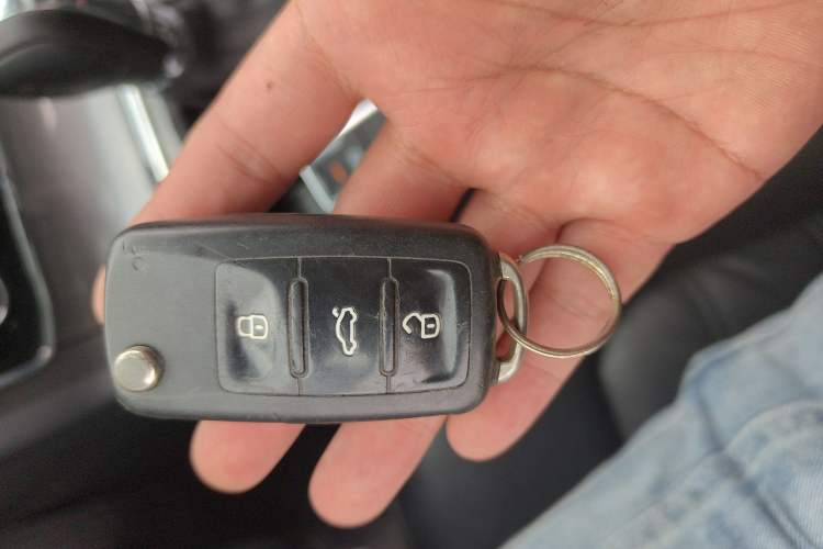 Used Volkswagen Passat 2016 330TSI DSG Luxury Edition
