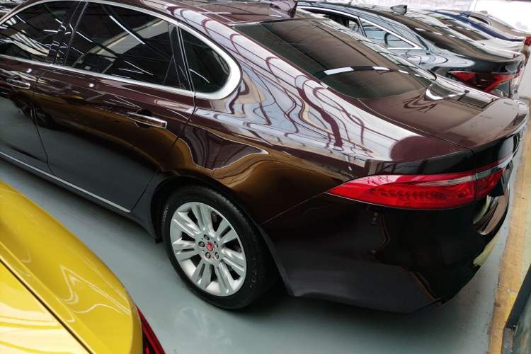 Used Jaguar XFL 2018 XFL 2.0T 250 PS Luxury Edition