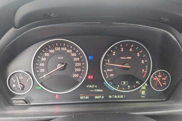 Used BMW 3 Series 2015 328Li Fashion Model
