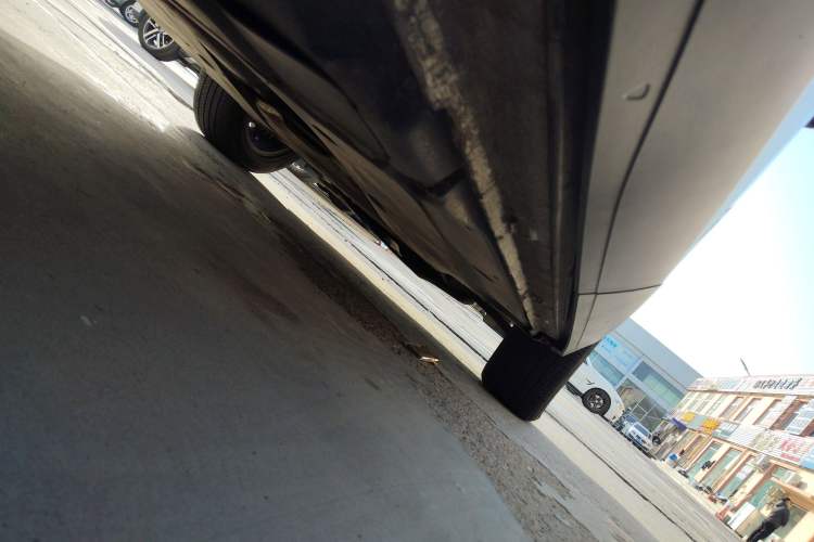 Used Volkswagen Tiguan L 2019 330TSI Automatic Two-Wheel Drive Panoramic Comfort Edition China V Standard
