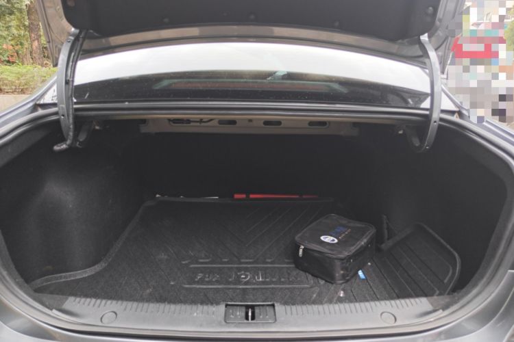 Used Roewe i6 MAX New Energy 2021 EV 500 Skyroof Flagship Edition
