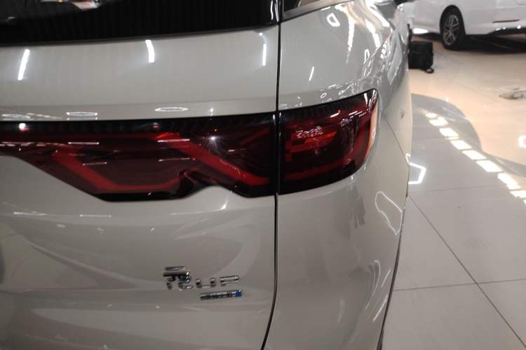 Used BYD Yuan UP 2025 Intelligent Driving Version 401 km Beyond-Range Edition