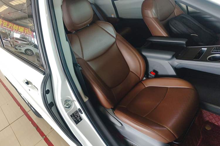 Used Toyota Sienna 2023 2.5L Hybrid Comfort Edition
