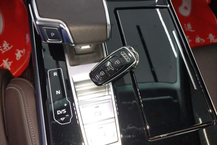 Used Audi A8 2023 A8L 50 TFSI quattro Prestige Edition
