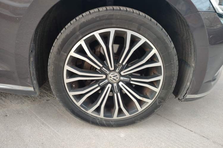 Used Volkswagen Phideon 2016 380TSI Two-Wheel-Drive Supreme Edition