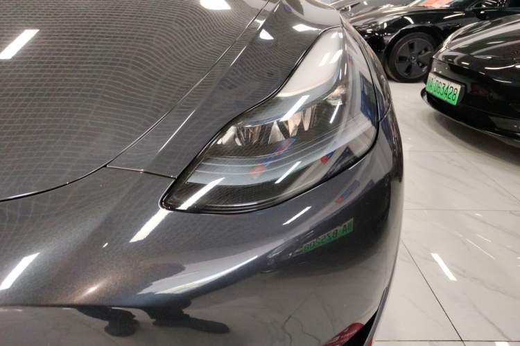 Used Tesla Model Y 2024 Rear-Wheel-Drive Version
