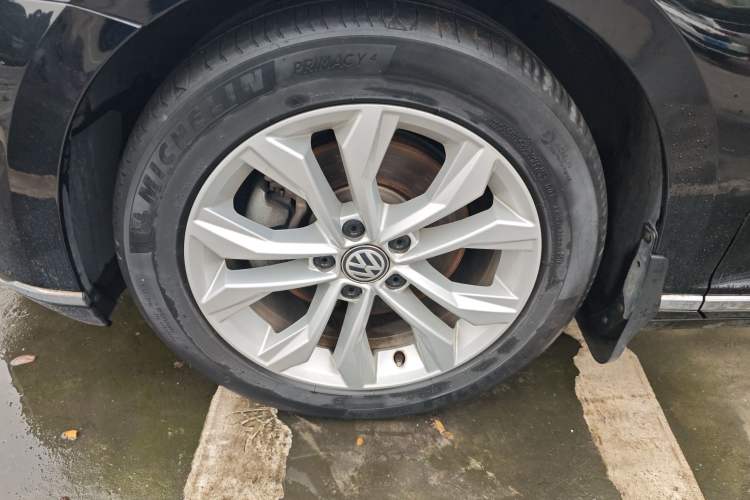 Used Volkswagen Magotan 2018 330TSI DSG Luxury Model
